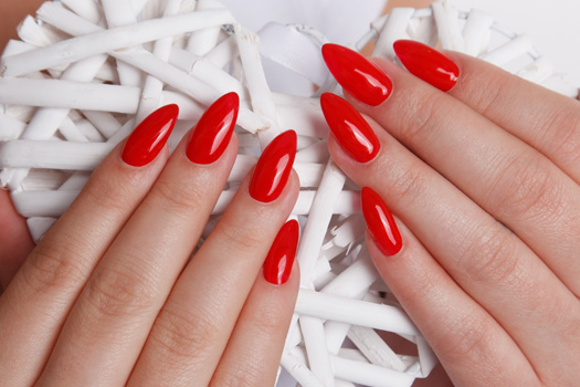 unhas vermelhas